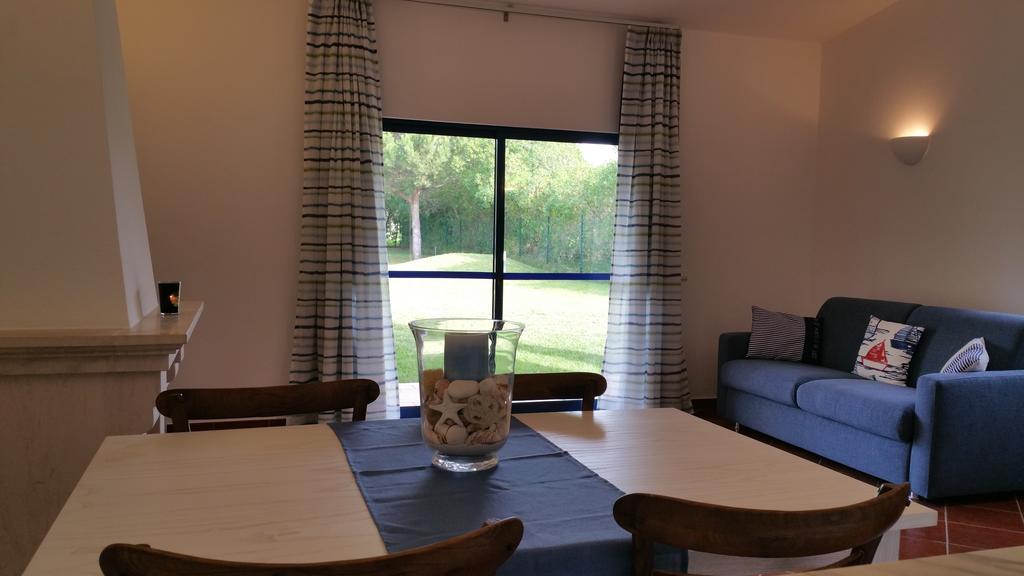 Apartamentos Clube Da Bemposta 阿尔沃尔 客房 照片