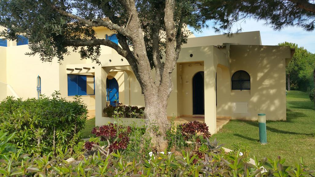 Apartamentos Clube Da Bemposta 阿尔沃尔 外观 照片