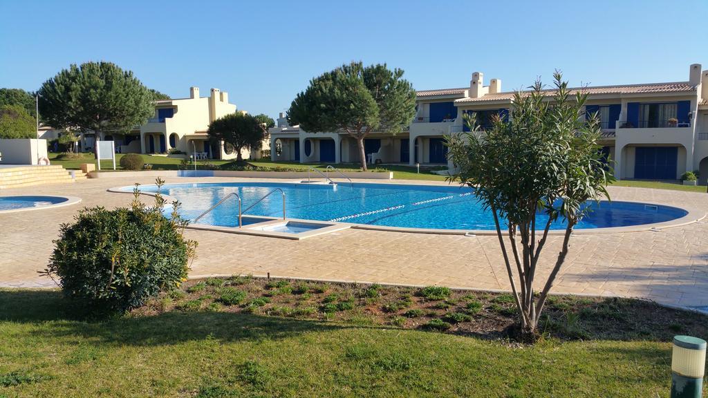 Apartamentos Clube Da Bemposta 阿尔沃尔 外观 照片